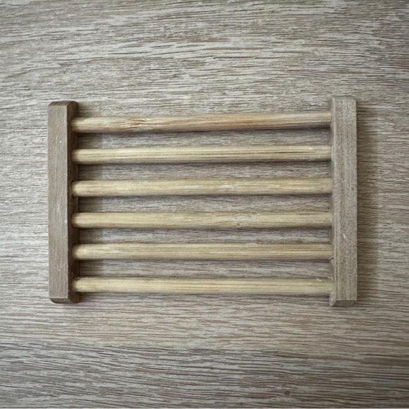 Wooden Soap Dish - Picture 1 of 1
